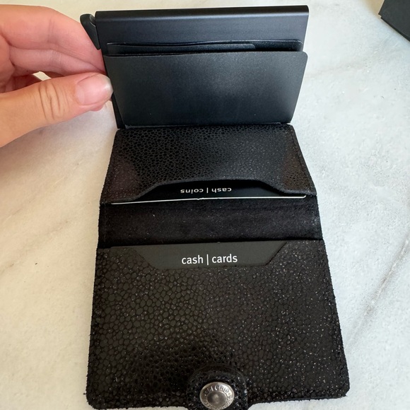 Secrid Mini Wallet in Glamour Black - Picture 3 of 5